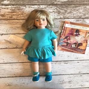Magic Attic Club Doll Alison and Book
