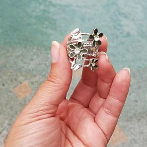 Floral Fashion Ring