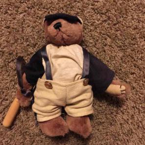 BOYDS BEAR SLUGGER BASEBALL 8"