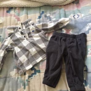 Carter's Sweater And Sweats Set 9 Months
