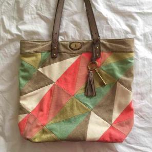fossil tote