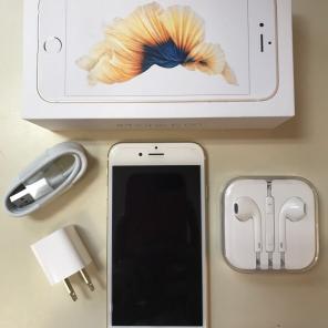 Unlocked iPhone 6S 128 GB Gold