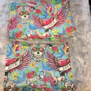 Twin comforter set