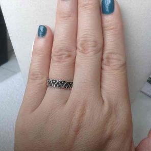 Marcasite heart band ring