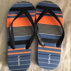 Boys flip flops