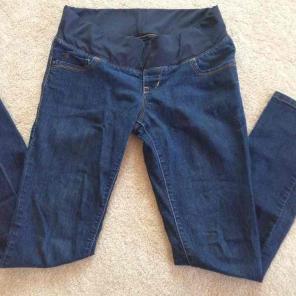 Old Navy maternity size 6