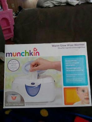 Baby wipe warmer