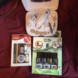Acrylic nail set and machine