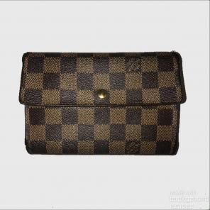 Authentic Louis Vuitton Damier Trifold