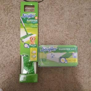 ☆Swiffer sweeper Dry+Wet!! & refills!☆