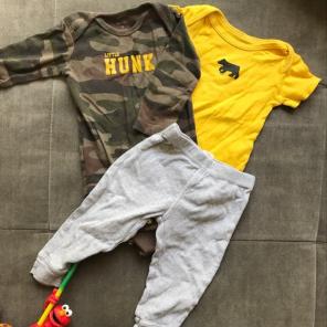 Carters 9months 3 Price Outfit