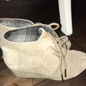 Brand New Toms Wedges