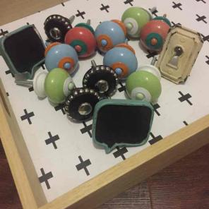 Lot of 14 knobs