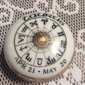 Enesco VTG Taurus Porcelain Trinket Box