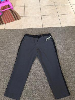 Plus Size 14 Cropped Pants ~Free Ship~