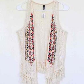 Sleeveless cardigan