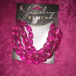 Magenta paint splattered beads NEW