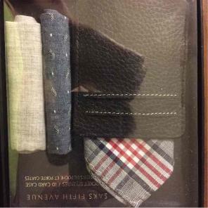 3 pocket squares/ ID card case