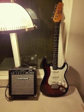 Aslin Dane electric with amp