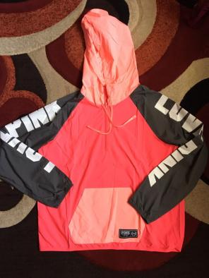 Windbreaker By PINK M/L