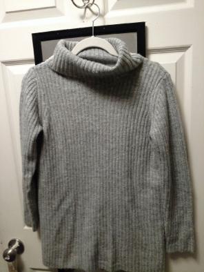 F21 Gray Turtleneck (S)