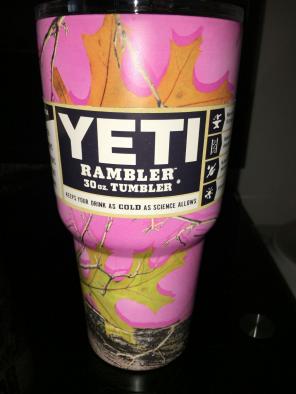 Yeti 30 oz Pink Camo