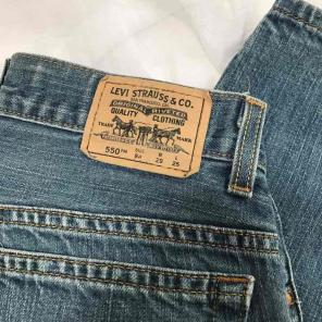 Vintage Levi's 550 Jeans