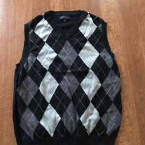 Medium sweater vest