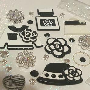 Black n white fashion deco set