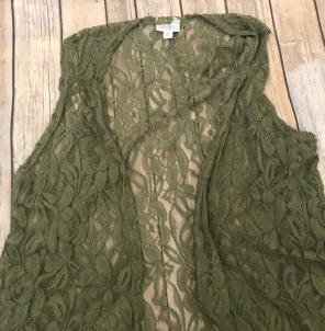 Medium LuLaRoe Lace Joy Vest