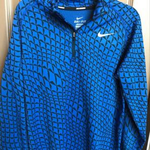 Nike 1/4 Boys XL