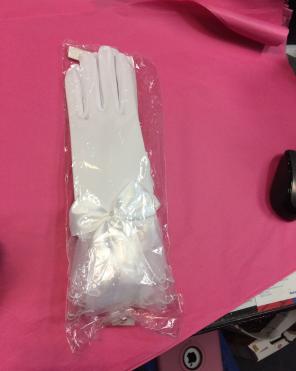 White Lace Dressy Gloves