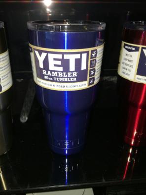 Yeti 30 oz Metallic Blue