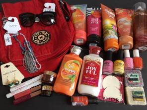 25pc. Beauty Lot! BBW, Essie, Loft+More!