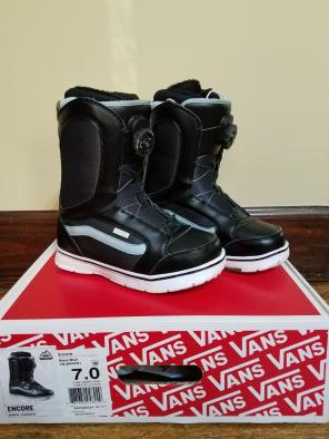 Van's Encore Women's Snowboard Boots