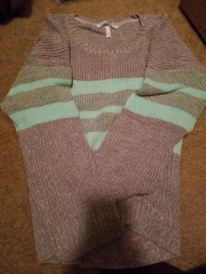 VS Sweater