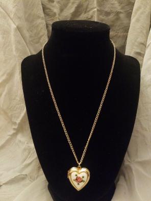 Vintage Sarah Coventry locket