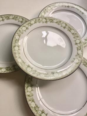 Noritake's 'Princeton' Luncheon Plate
