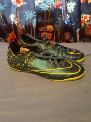 Nike mercurial indoor soccer cleats