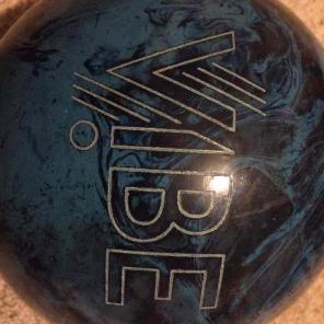 Hammer vibe bowling ball