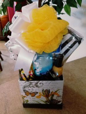 Miniature Spa Basket