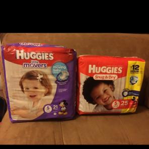 46 Huggies Little Movers Diapers Sz 5