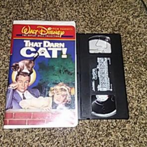 Disney's That DARN CAT (VHS)