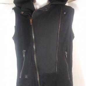 Black kaviar men's hoodie vest