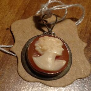 Sterling Silver Cameo Charm