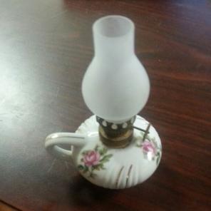 Elegant miniature lamp