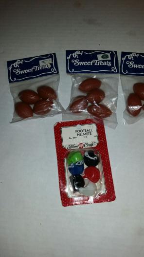 Vintage Mini footballs & helmets new