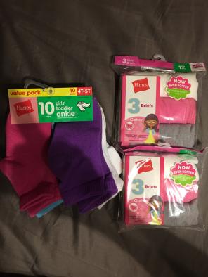 Hanes Girls Briefs & Socks Set