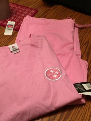 Woman's Steeler Scrubs
