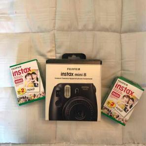Instax Mini 8 FujiFilm Black w/ Film